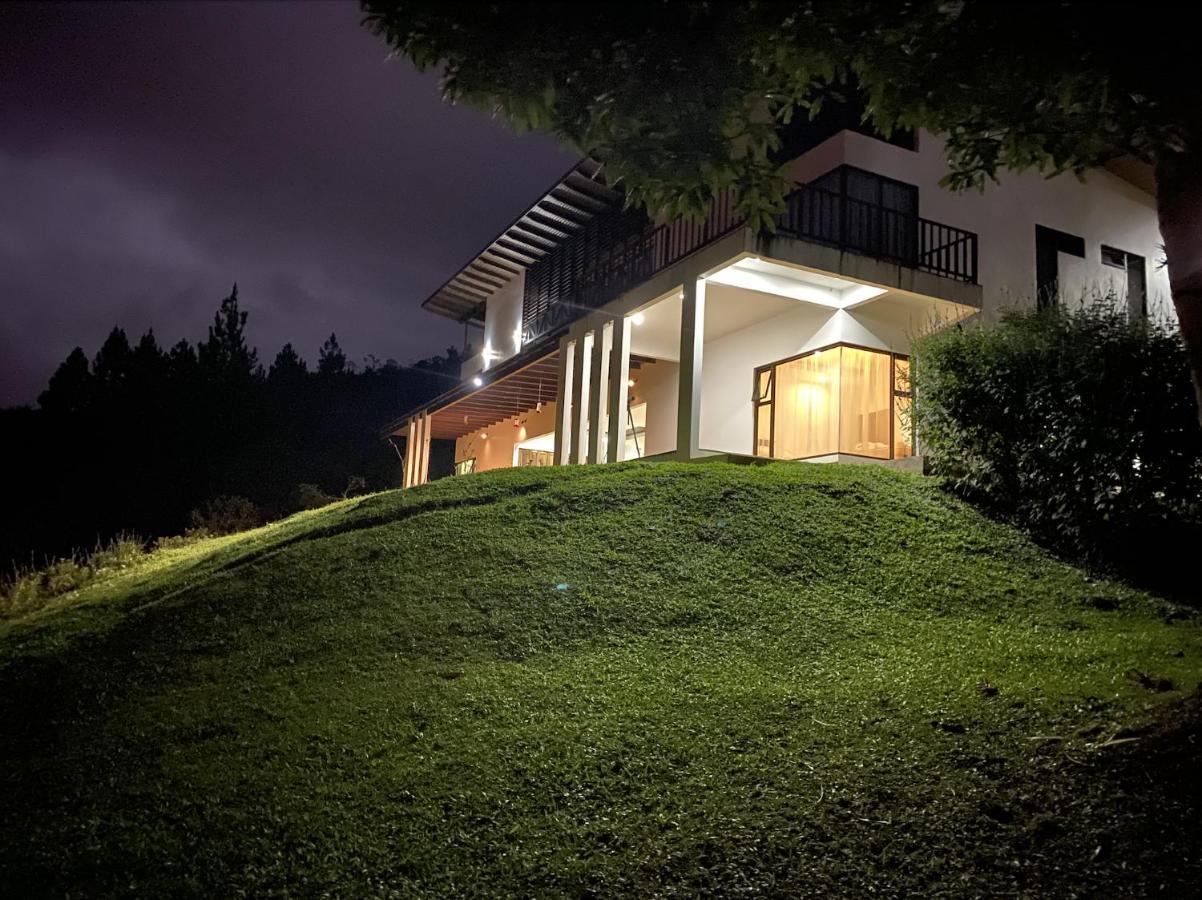 Arte De Plumas Birding Lodge Καρτάγο Εξωτερικό φωτογραφία